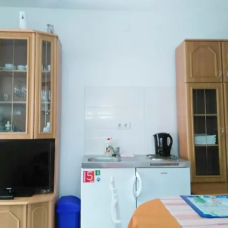 Europe Apartman *