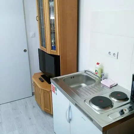 Europe Apartman *