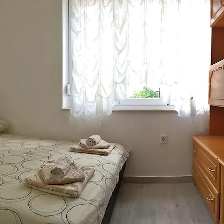 Europe Apartment Split